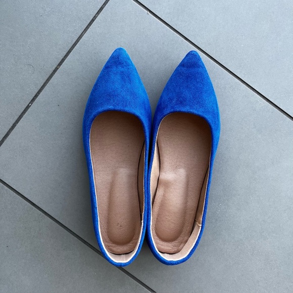 Royal blue flats - Picture 1 of 5